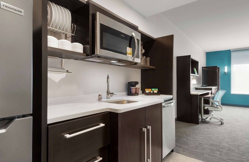 Madison Hotel | Home2 Suites by Hilton Madison Central Alliant Energy Center