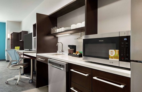 Madison Hotel | Home2 Suites by Hilton Madison Central Alliant Energy Center