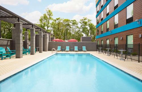 Northwest Pensacola Hotel | Home2 Suites By Hilton Pensacola I-10 Pine Forest