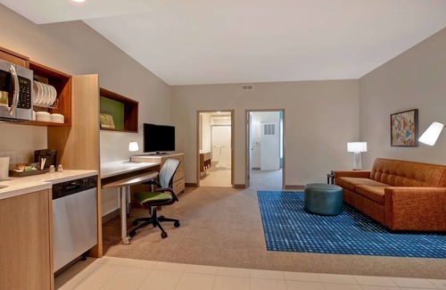 Paw Creek Hotel | Home2 Suites by Hilton Charlotte Northlake