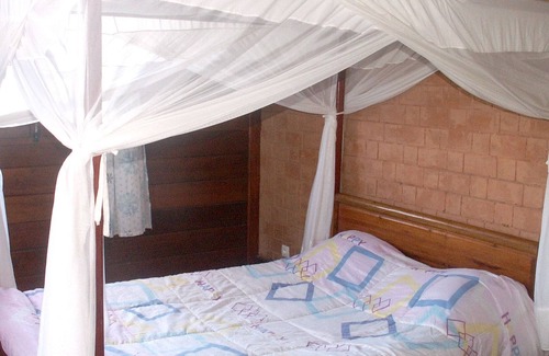 Toamasina House | Homerez - 50 m away from the beach! House for 8 ppl. with sea view at Toamasina