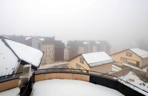 Pradollano Apartment | Homerez - Amazing studio 150 m away from the slopes for 4 ppl. at Sierra Nevada