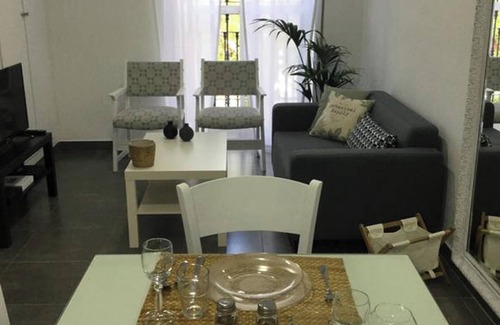 Distrito Sur Apartment | Homerez - Apartment in Córdoba, balcony.