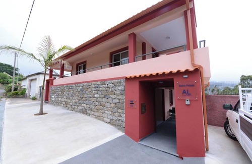 Prazeres Apartment | Homerez - Apartment in Prazeres