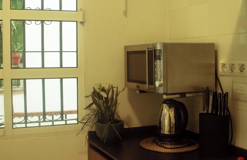 Triana Apartment | Homerez - Apt. in Seville with balcony