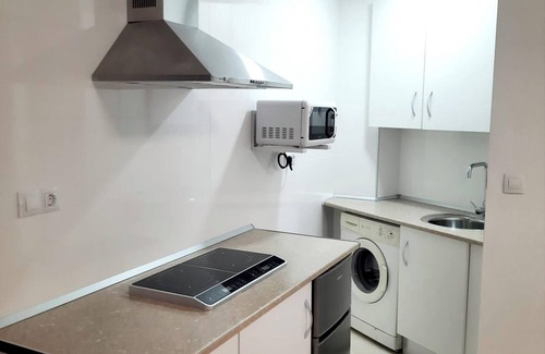 Merida Old Town Apartment | Homerez - Bright Apartment in Mérida with Parking & AC