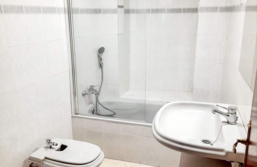 Merida Old Town Apartment | Homerez - Bright Apartment in Mérida with Parking & AC