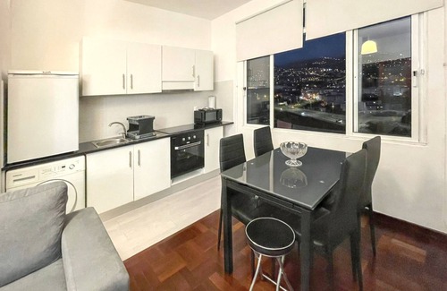 Santo Antonio House | Homerez - Cozy House in Funchal with Sea View