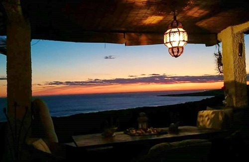 Bolonia House | Homerez - House 2 km away from the beach for 3 ppl. with garden at El Chaparral