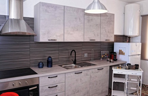 Imaculado Coracao de Maria Apartment | Homerez - Modern apartment in Funchal with sea view 70 m²