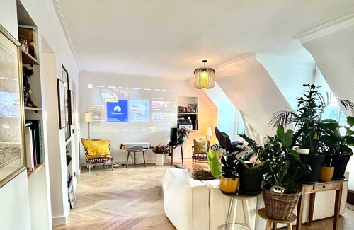 L'Europe Apartment | Homerez - Modern Apt in Paris, near Monceau