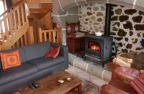 Peyrusse House | Homerez - Nice house for 5 ppl. with garden and terrace at Peyrusse