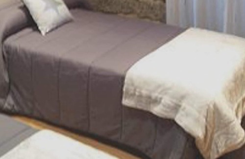 Meis House | Homerez - Spacious house 14 km away from the beach for 6 ppl. at A Sobreira