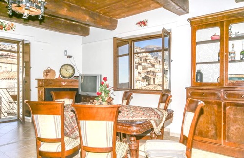 Morano Calabro Apartment | Homerez - Spacious appartement for 8 ppl. with balcony at Morano Calabro