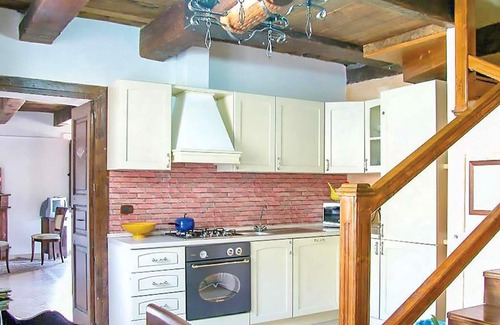 Morano Calabro Apartment | Homerez - Spacious appartement for 8 ppl. with balcony at Morano Calabro