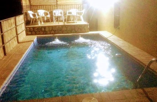 Montanchez Villa | Homerez - Spacious villa for 8 ppl. with swimming-pool and garden at Cáceres