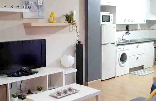 Tazacorte Apartment | Homerez - Studio 5 km away from the beach for 2 ppl. with balcony at Tazacorte