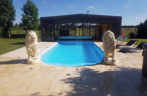 Saint-Clair-d'Arcey Villa | Homerez - Villa in Saint Clair-d'Arcey