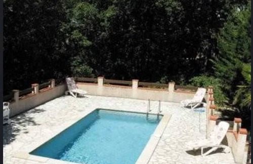 Martignargues Villa | Homerez - Villa in Martignargues with Pool