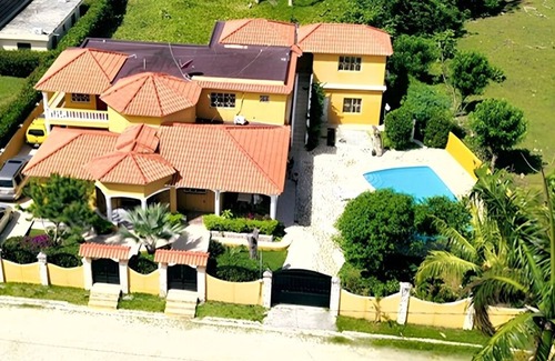 Cabrera Villa | Homerez - Villa in Nagua, private pool