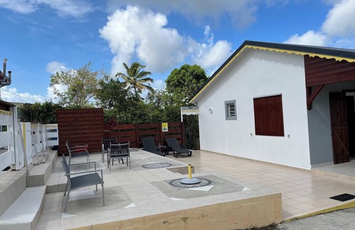 Petit-Canal Villa | Homerez - Villa in Petit-Canal