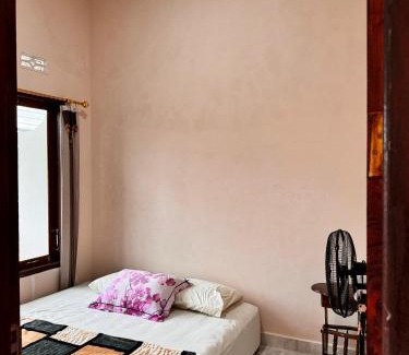 Bukittinggi House | Homestay Bukittinggi Agam "NADELS HOMESTAY SYARIAH"
