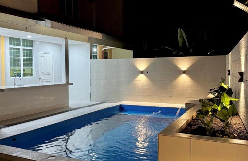 Bukit Serindit House | Homestay Melaka Executive