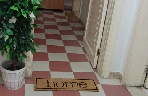 Al Ain Villa | Homestay. Set up furnished room in a villa