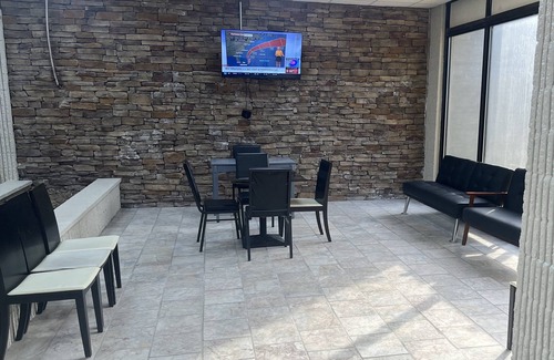 Athens Hotel | HomeTowne Studios by Red Roof Athens, TN