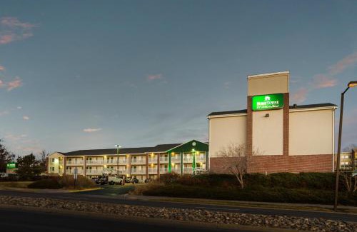 Thornton Hotel | HomeTowne Studios by Red Roof Denver - Thornton