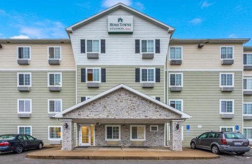 Columbus Hotel | HomeTowne Studios by Red Roof Columbus