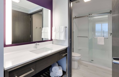 Lake Forest Hotel | Homewood Suites by Hilton Irvine Spectrum Lake Forest