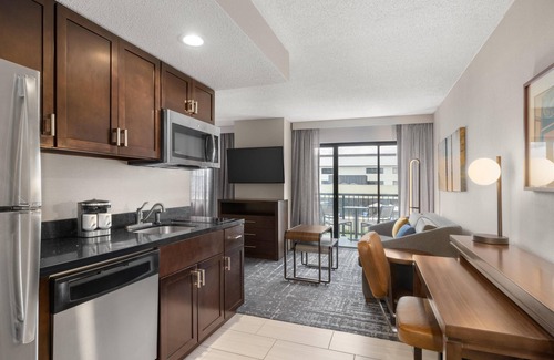Carmel Hotel | Homewood Suites by Hilton Indianapolis Carmel