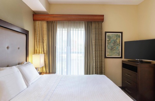 Feather Sound Hotel | Homewood Suites by Hilton St. Petersburg Clearwater