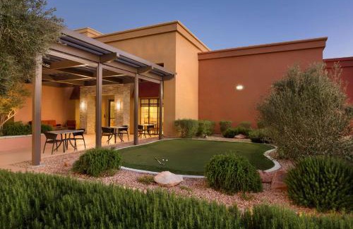 Las Vegas Hotel | Homewood Suites by Hilton Las Vegas Airport