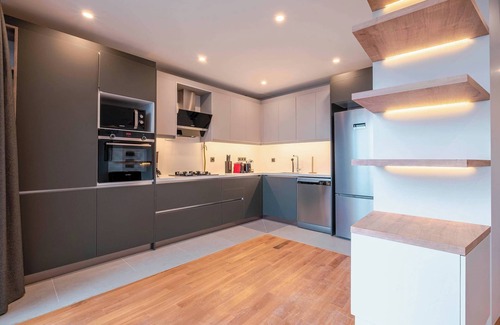 Bakırkoy Apartment | Homie Suites | Bakırköy | Panoramic Sea View #BA4