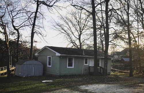 Prosperity House | Honey Hole - great sunsets. Quiet enjoy.