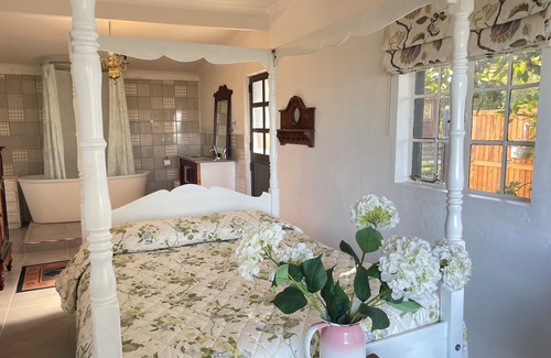 Grabouw House | Honeymoon Stay at The James Family Farm