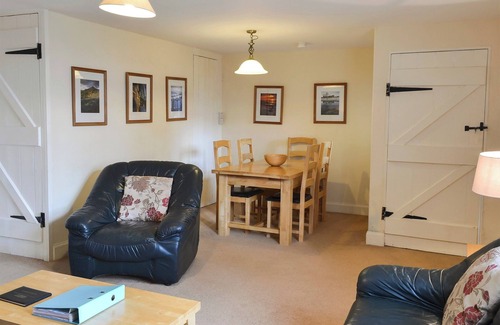 South Charlton Cottage | Honeysuckle cottage - 23227