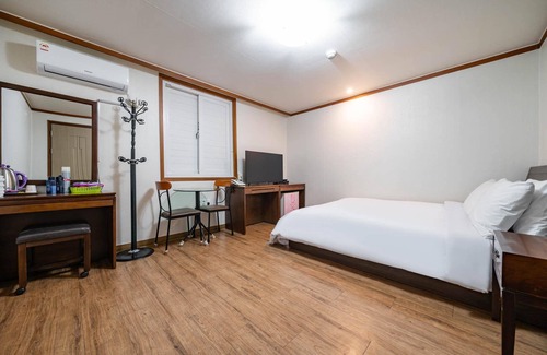 Hongcheon Hotel | Hongcheon CK