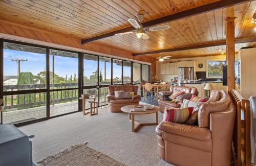 Carrickalinga House | Hoops on Horizon - 1 Horizon Parade