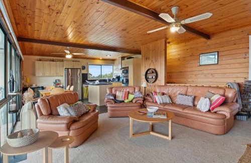 Carrickalinga House | Hoops on Horizon - 1 Horizon Parade