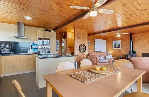 Carrickalinga House | Hoops on Horizon - 1 Horizon Parade