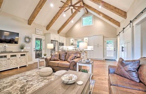 Helen House | Hootenanny at Horton Creek Creekside Escape!