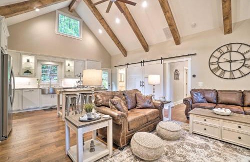 Helen House | Hootenanny at Horton Creek Creekside Escape!