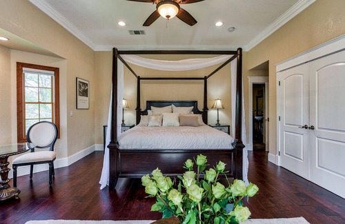 Columbia House | Hope Inn Redding