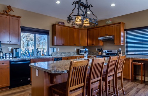 Bradley House | Hope's Place-Beautiful Home on 20 acres overlooking Lake Nacimiento!