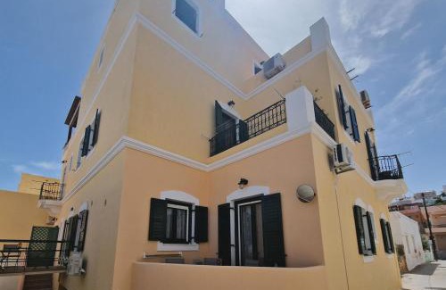 Ermoupoli Apartment | HopperStay Syros