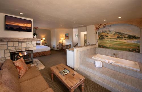 Northwest Carmel Hotel | Horizon Inn & Ocean View Lodge