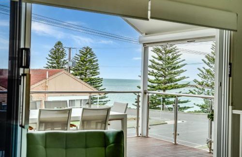 Port Elliot House | Horseshoe View 1A Scrymgour Rd Port Elliot - No Linen Included